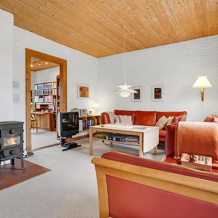 Lovely Home In Sonderborg With Kitchen Eksteriør billede